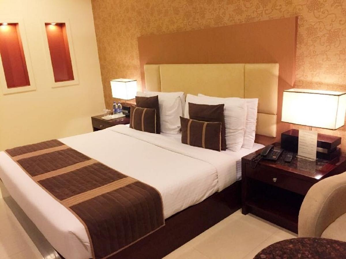 Hotel Vista New Delhi Eksteriør bilde